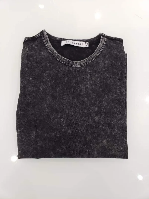 Crop Top Women T Shirt to Pair with High - Waisted BottomsLadies 3/4 Jtee