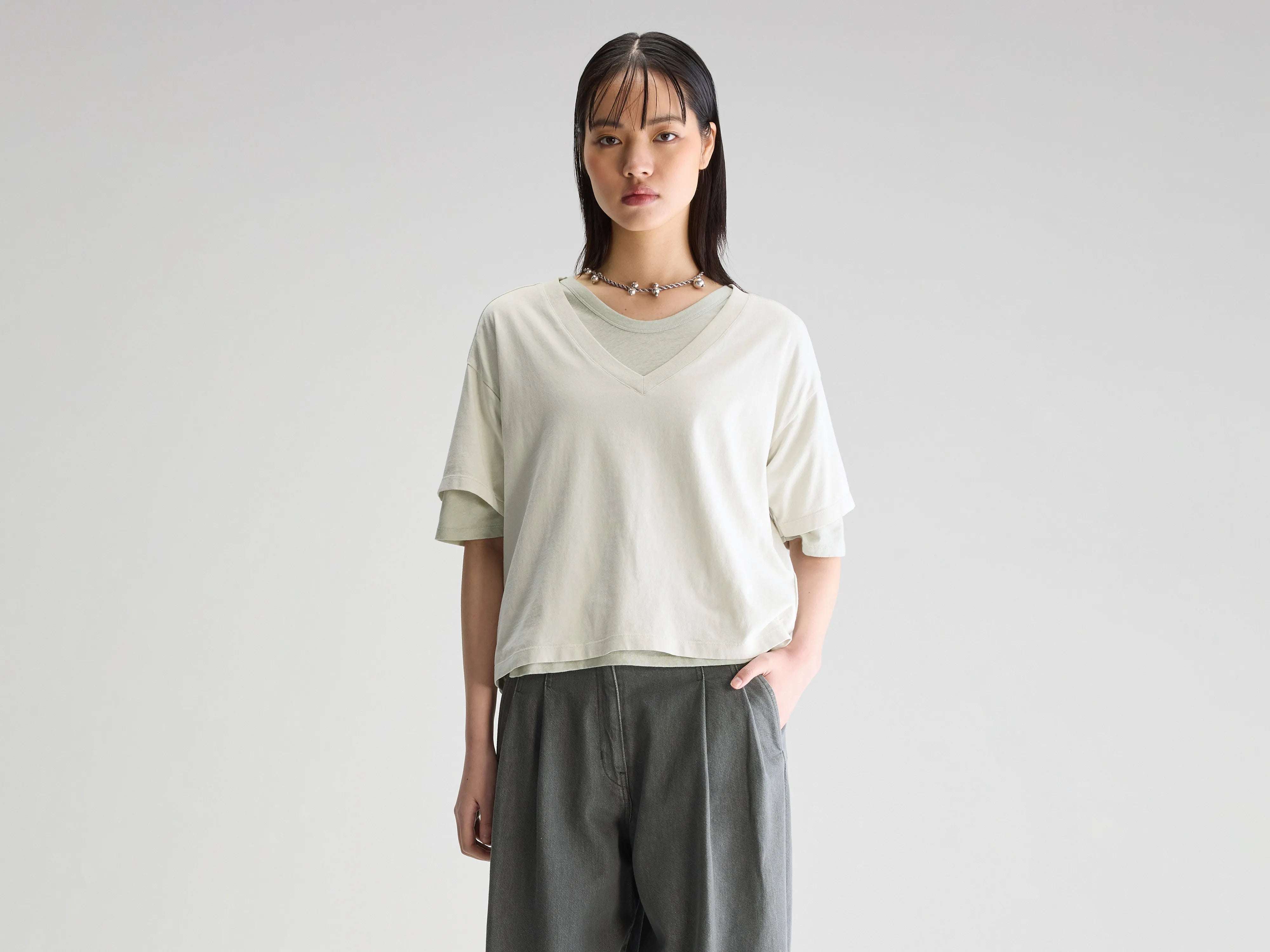 Distressed Women T Shirt with a Laid - Back AestheticStormi short-sleeve t-shirt (251 / W / CHALK) Distressed Women T Shirt with a Laid - Back AestheticStormi short-sleeve t-shirt (251 / W / CHALK)