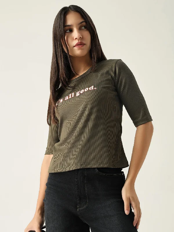 Pocketed Women T Shirt for Added FunctionalityWomen Solid Olive T Shirt