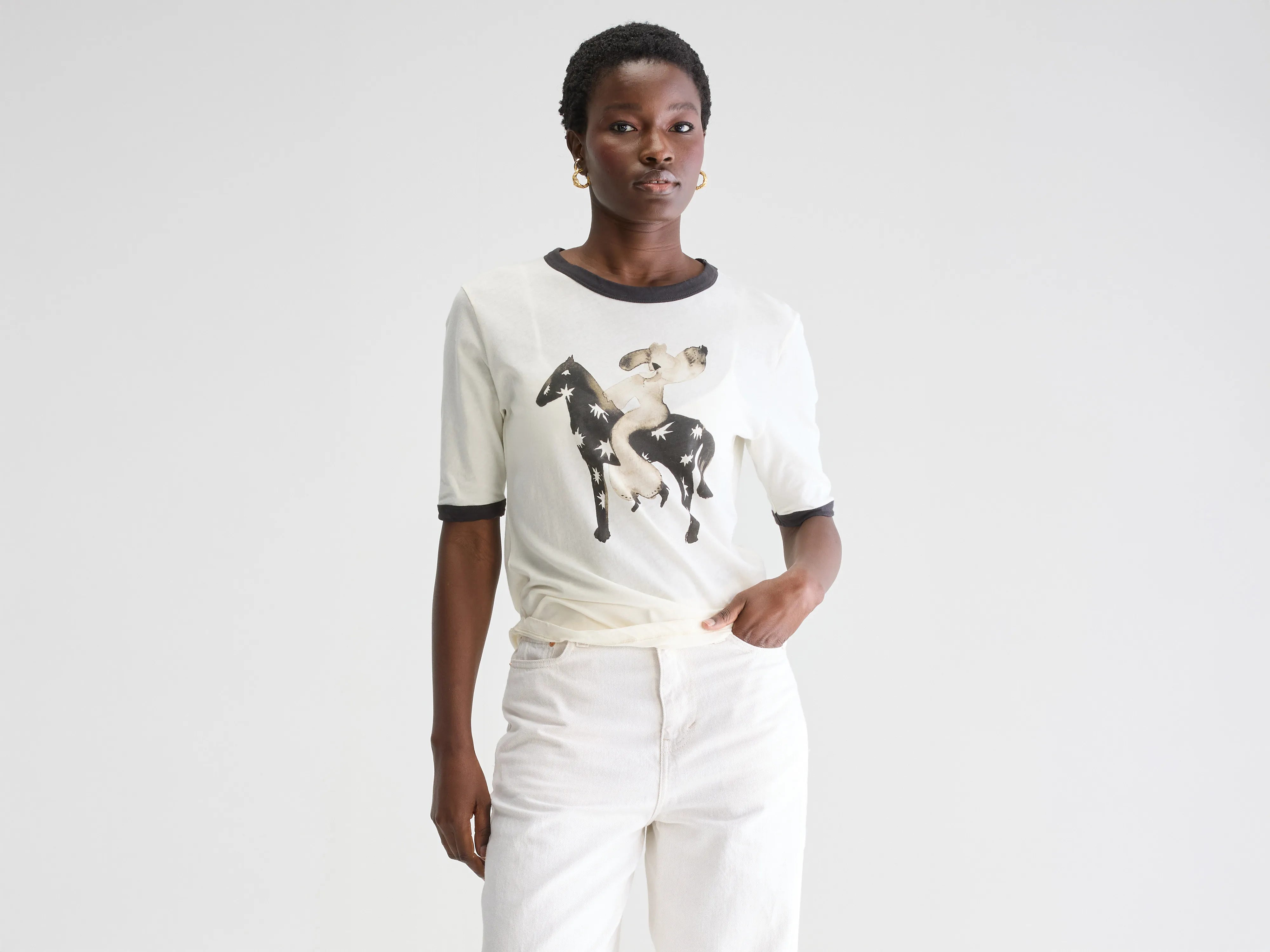 Floral Print Women T Shirt for a Feminine TouchCosmos slim t-shirt (251 / W / ECRU)
