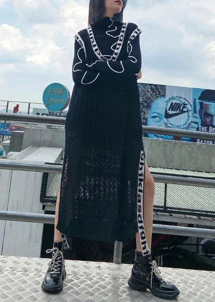 Cropped Women's Angora Blend Sweaters for a Trendy LookWomen black Letter Sweater dresses Largo v neck side open Art  knit dress