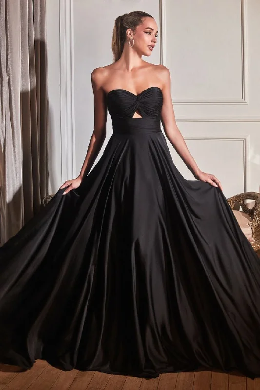 Maxi dresses with a pleated skirt for a timeless and elegant appearance Cinderella Divine 7496 Black 12 Sale Maxi dresses with a pleated skirt for a timeless and elegant appearance Cinderella Divine 7496 Black 12 Sale