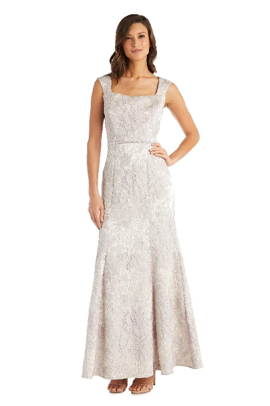 Maxi dresses with a V - neckline for a flattering and elongating shape R&M Richards 7252 Mother Of The Bride Long Dress